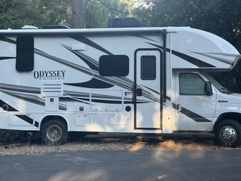 Thumbnail of RV