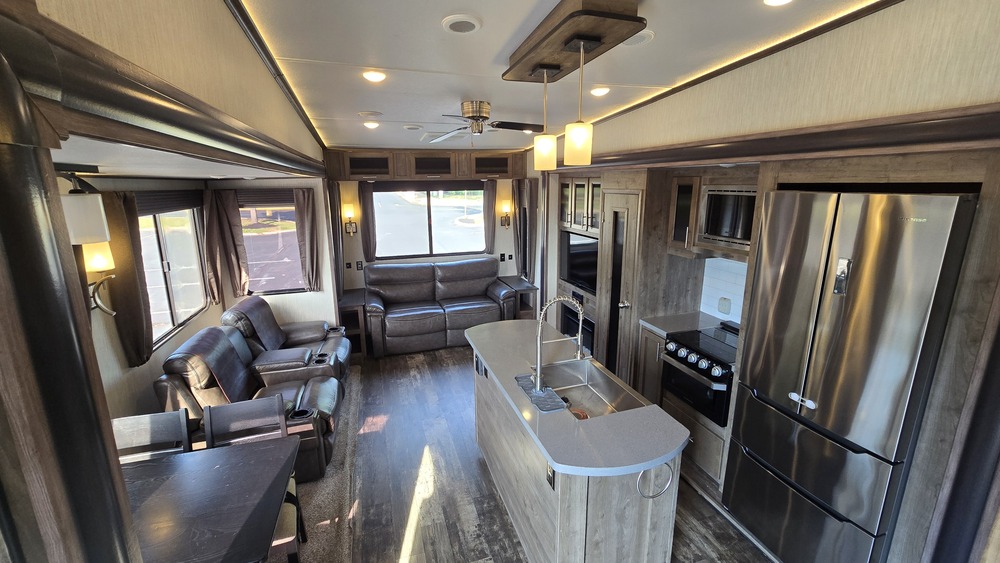 Photo of Rv