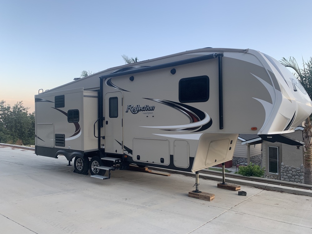 Photo of Rv