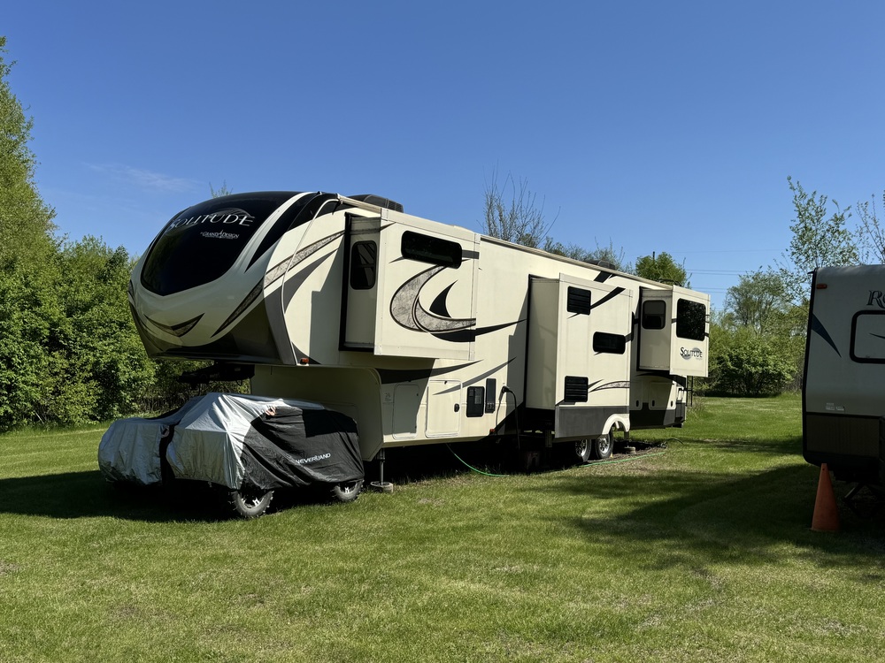 Photo of Rv