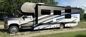 Thumbnail of RV