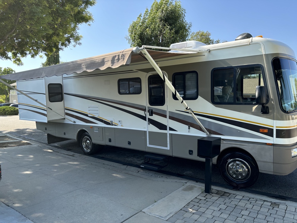 Photo of Rv