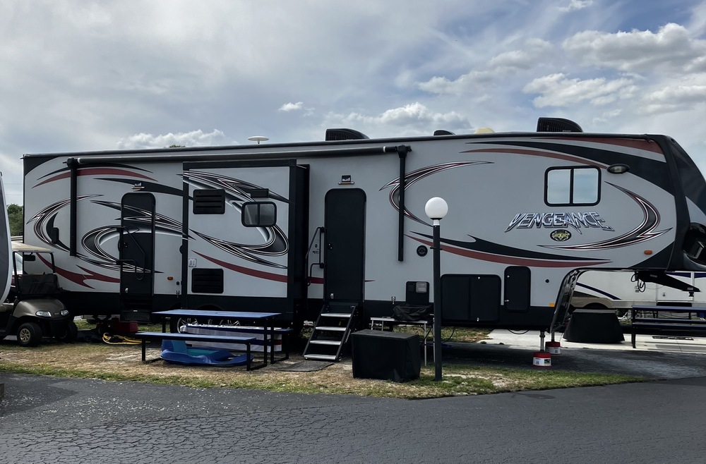 Photo of Rv