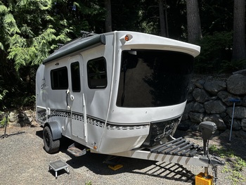Thumbnail of RV