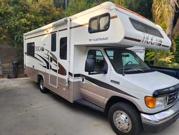 Thumbnail of RV