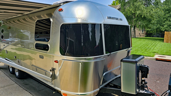 Thumbnail of RV