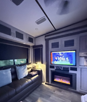 Thumbnail of RV