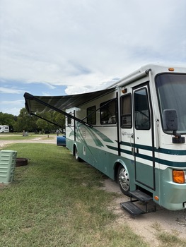 Thumbnail of RV