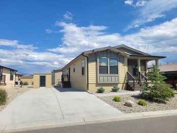 Thumbnail of mobile home