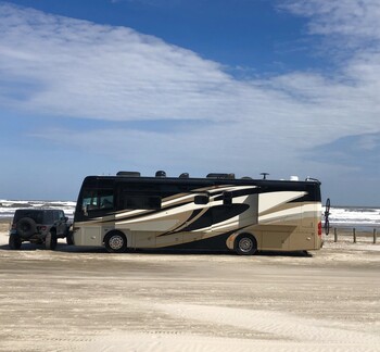 Thumbnail of RV
