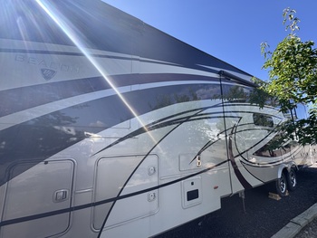 Thumbnail of RV