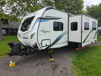 Thumbnail of RV