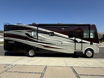 Thumbnail of RV