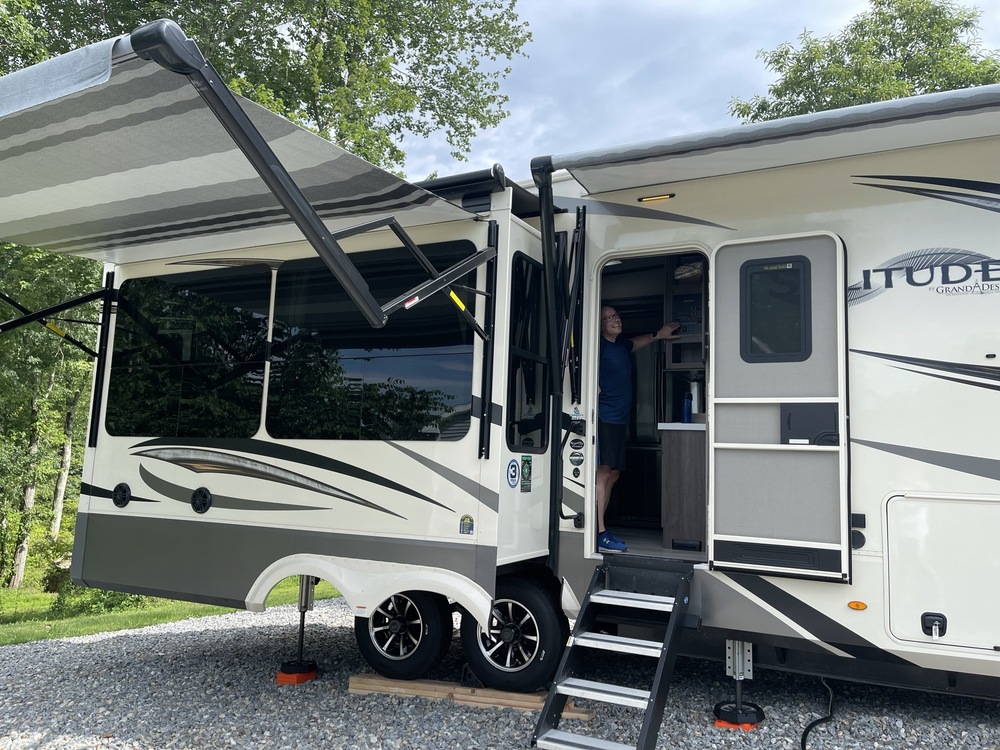 Photo of Rv