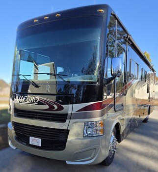 Thumbnail of RV