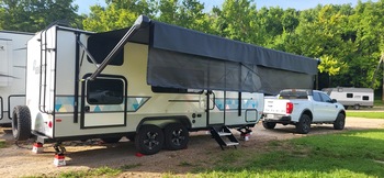 Thumbnail of RV