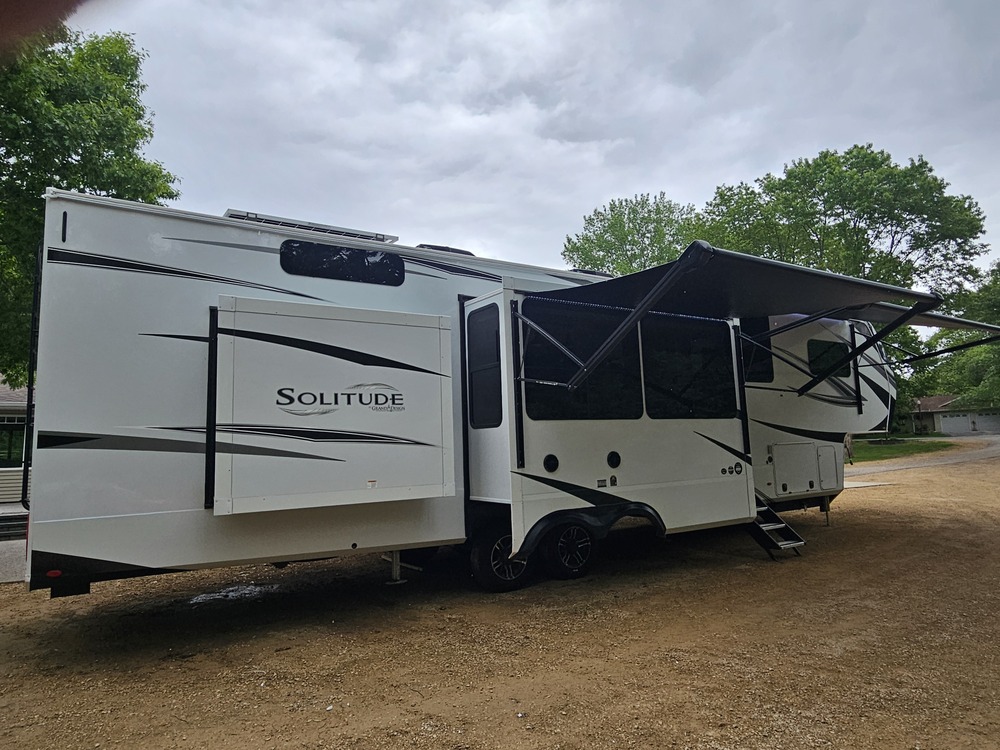 Photo of Rv