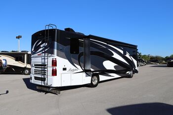 Thumbnail of RV