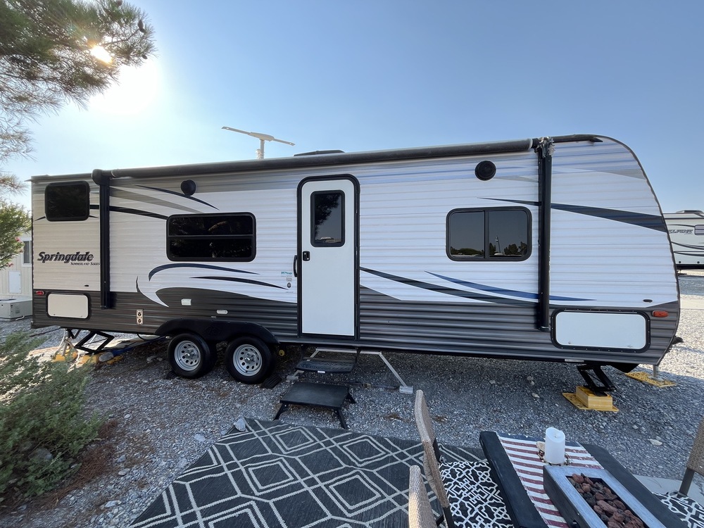 Photo of Rv