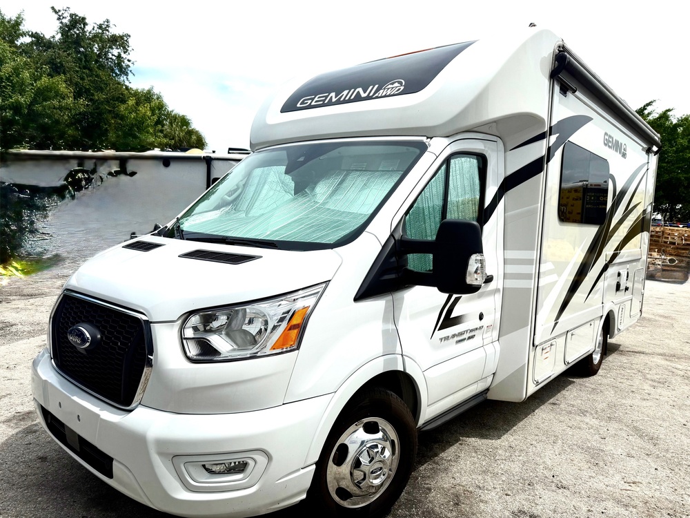 Photo of Rv