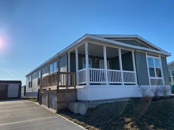 Thumbnail of mobile home