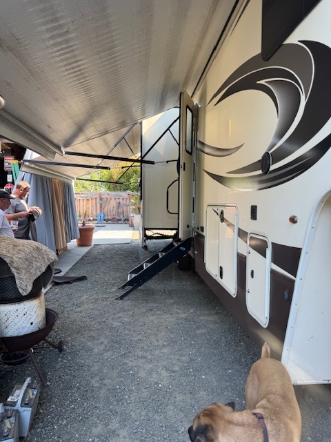 Photo of Rv