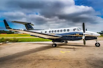 6876/beechcraft-king-air-350-2009-flightmarket-id-6876-54250.webp