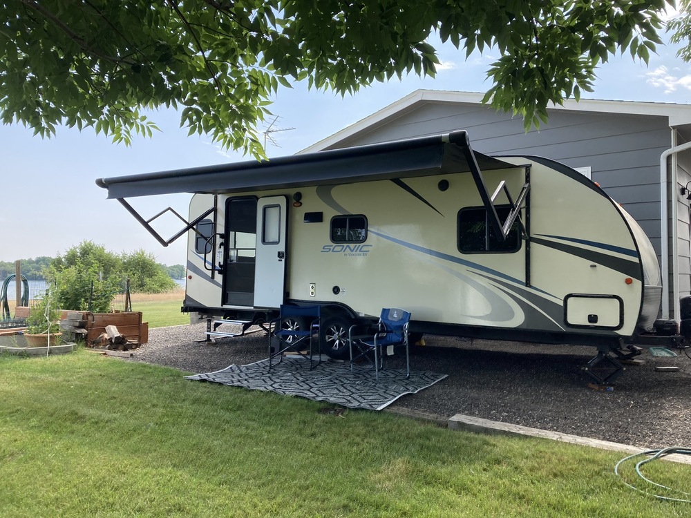 Photo of Rv