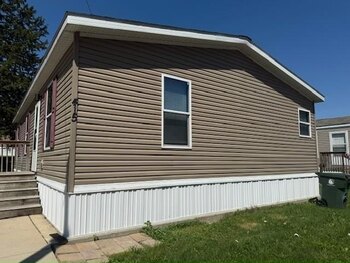 Thumbnail of mobile home