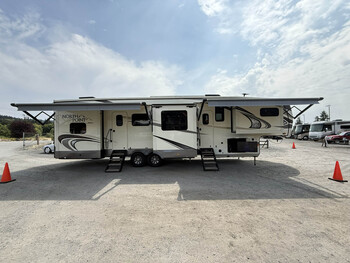 Thumbnail of RV