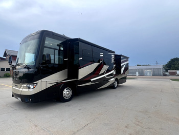 Thumbnail of RV