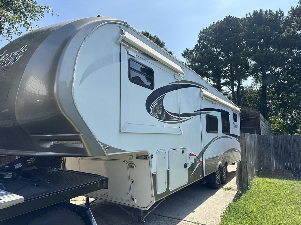 Photo of Rv