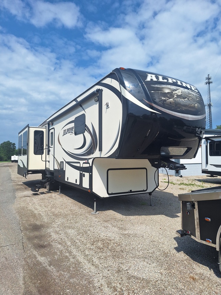 Photo of Rv