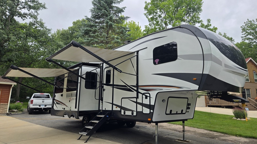 Photo of Rv