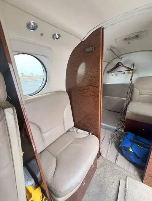 7577/beechcraft-king-air-c90gti-2008-flightmarket-id-7577-07057.webp