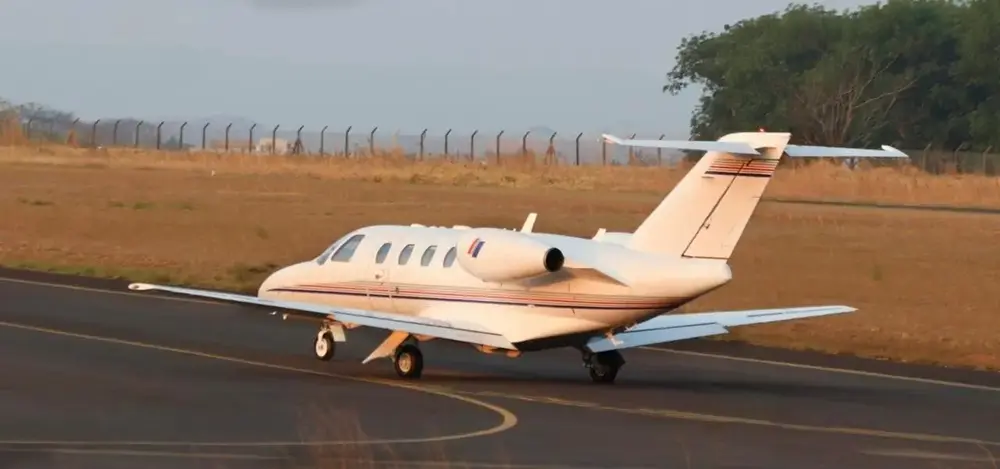 7789/cessna-citation-cj1-plus-2009-flightmarket-id-7789-23296.webp