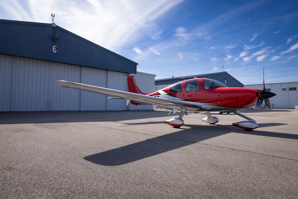 N321TT_1.jpg