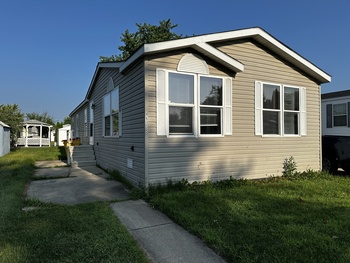 Thumbnail of mobile home