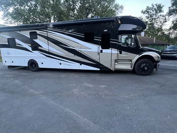 Thumbnail of RV