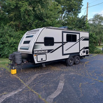 Thumbnail of RV