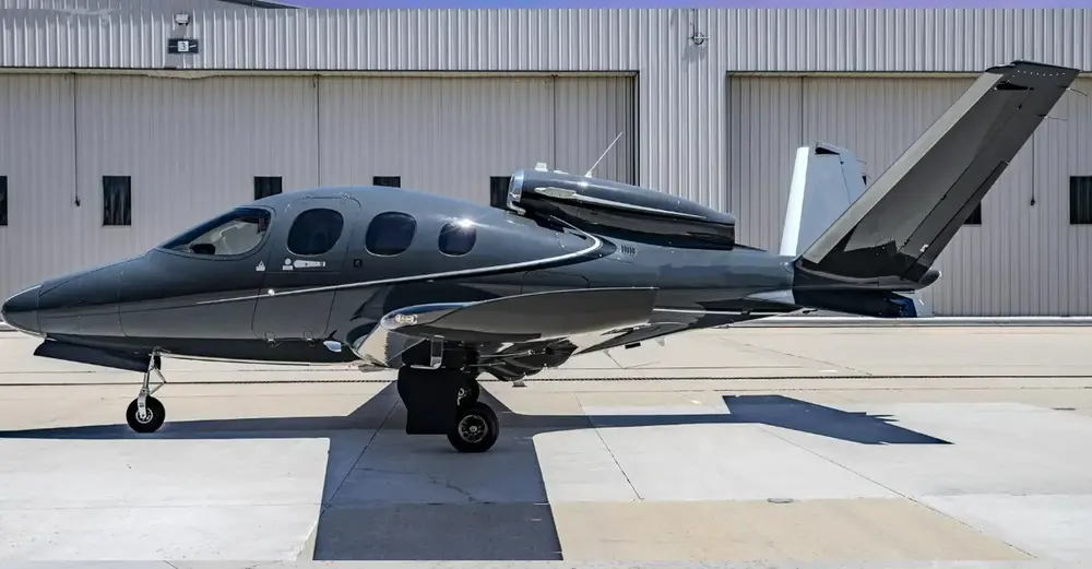 7202/cirrus-vision-jet-g2-plus-2021-flightmarket-id-7202-32050.webp