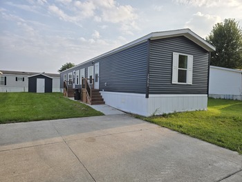 Thumbnail of mobile home