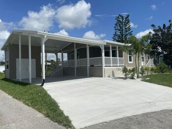 Thumbnail of mobile home