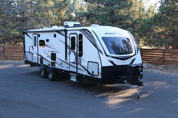 Thumbnail of RV
