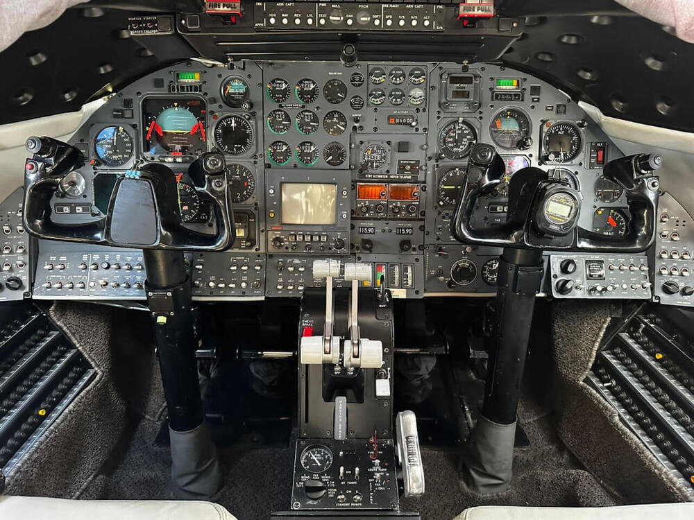 6456/learjet-35a-1980-4-venda-flightmarket-2140.jpg