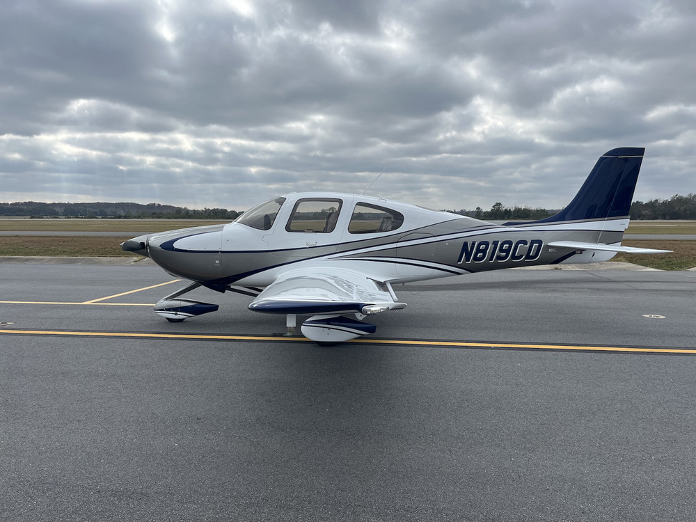N819CD-2.jpg