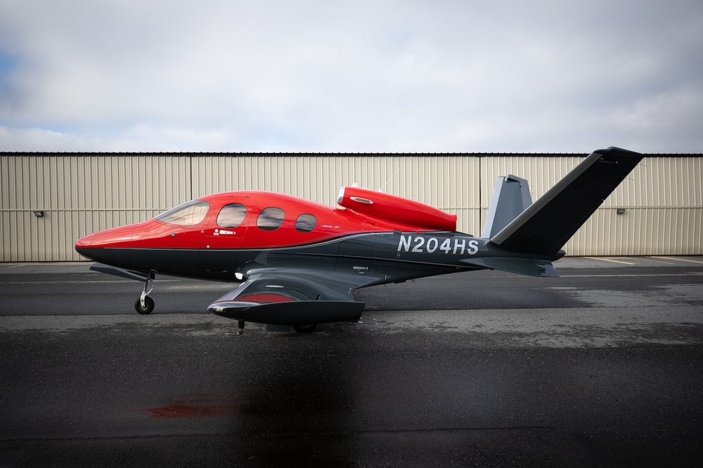 N204HS-2.jpg