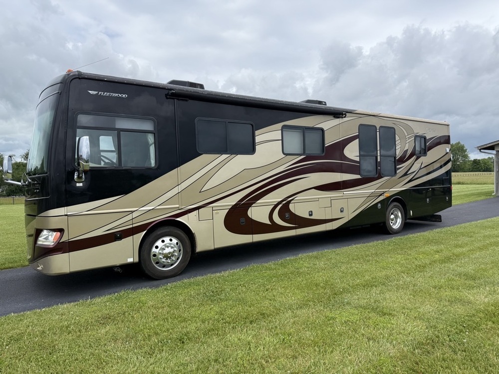 Photo of Rv