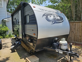 Thumbnail of RV