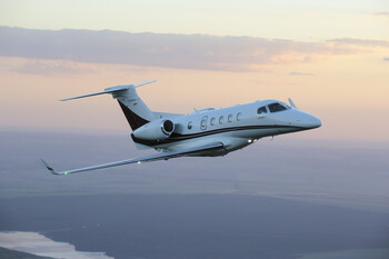 3905/embraer-phenom-300-2011-4-venda-flightmarket-0409.jpg